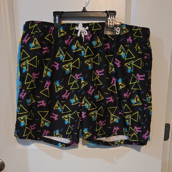 NWT Bundle Men's Swim Trucks City Streets - Picture 1 of 2